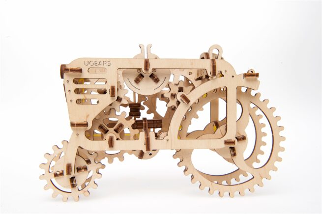 3D palapeli Tractor, Ugears Mechanical models