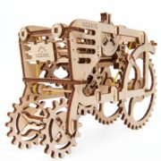3D palapeli Tractor, Ugears Mechanical models - Image 3
