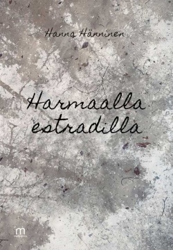 Harmaalla estradilla