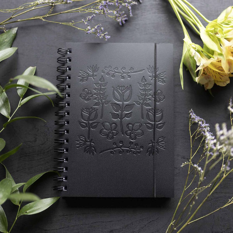 Miiko muistikirja Taikapuutarha, musta Miiko muistikirja Taikapuutarha, musta - Image 3