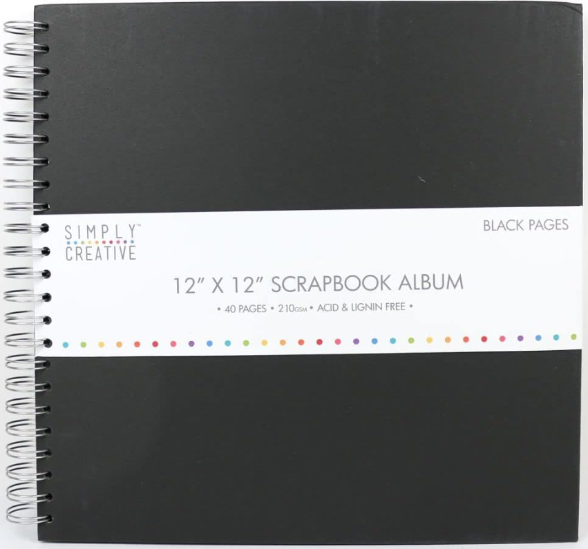 Simply Creative skräppialbumi 30,5 x 30,5 cm, musta Simply Creative skräppialbumi 30,5 x 30,5 cm, musta Suomen vanhin kirjakauppa - Vuodesta 1899