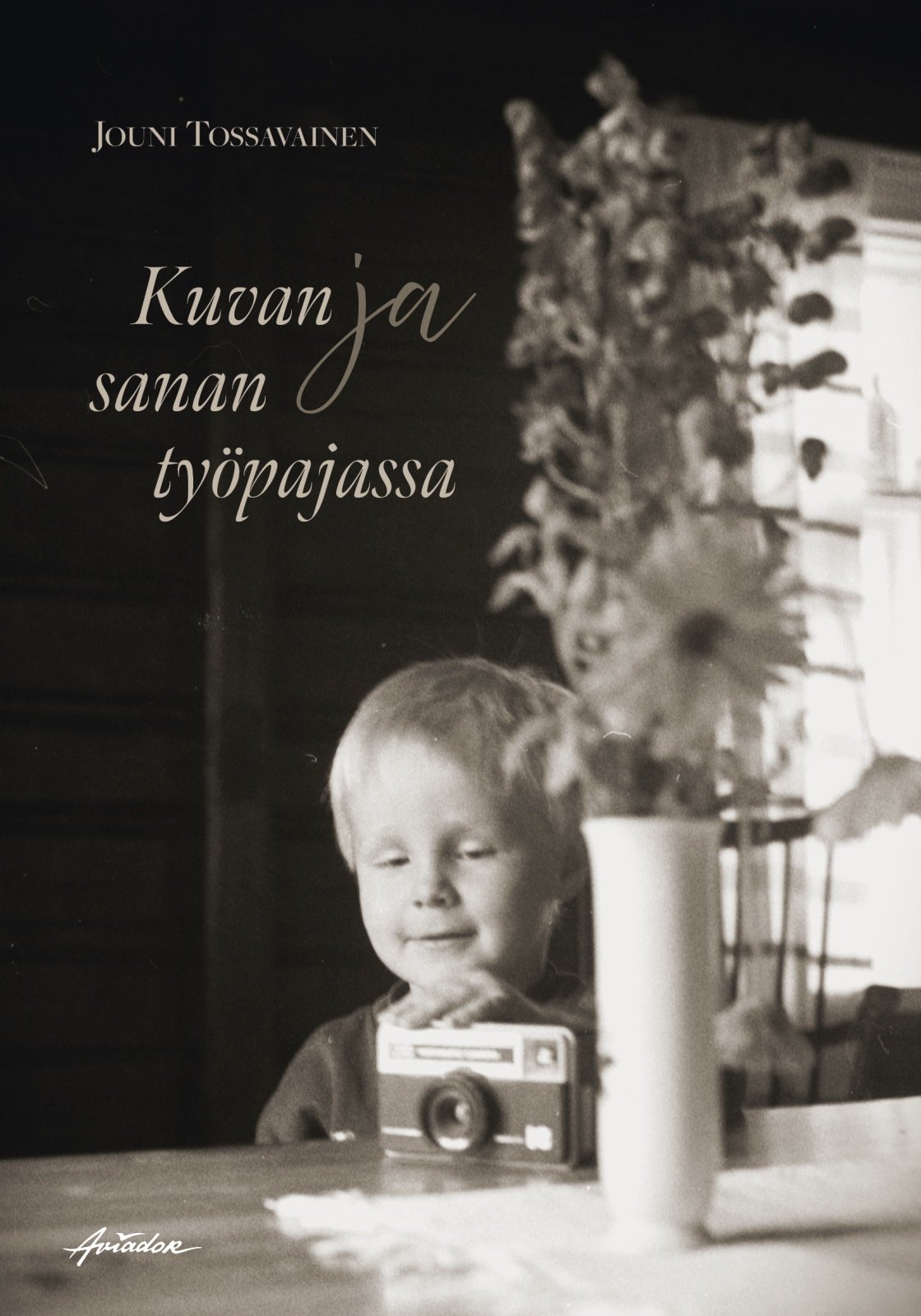Kuvan ja sanan työpajassa Suomen vanhin kirjakauppa - Vuodesta 1899