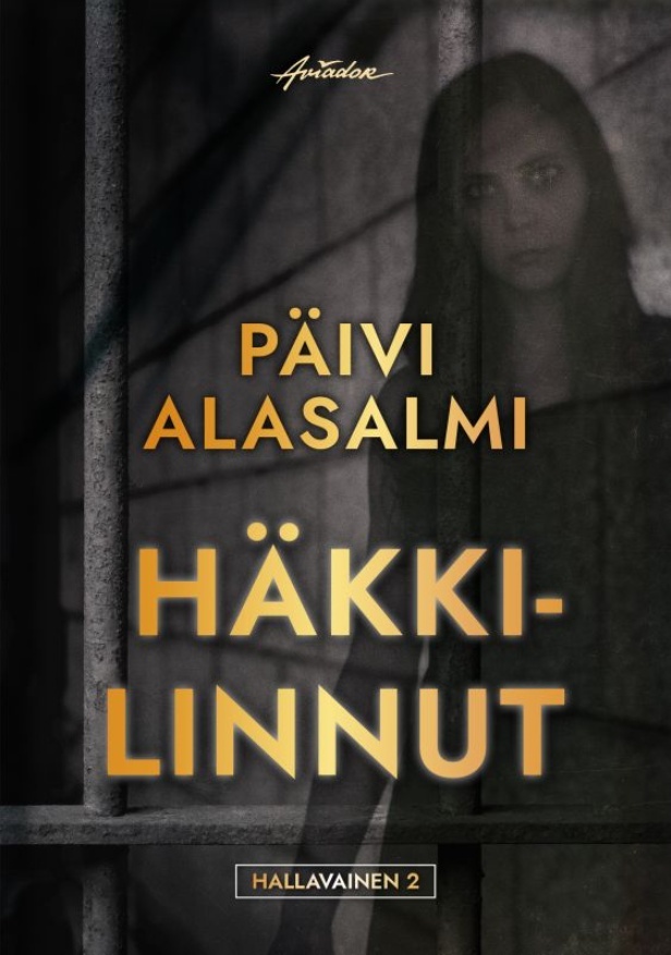 Häkkilinnut : Hallavainen 2 Suomen vanhin kirjakauppa - Vuodesta 1899