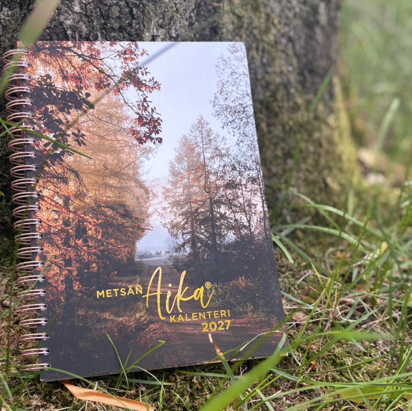 Metsän aika 2027 viikkokalenteri, Peurat Metsän aika 2027 viikkokalenteri, Peurat Suomen vanhin kirjakauppa - Vuodesta 1899