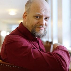 Kirjailija Janne Saarikivi
