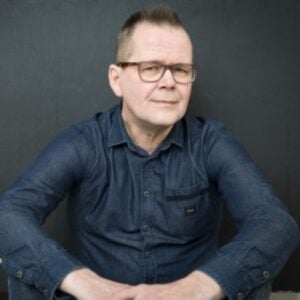 Kirjailija Kari Hotakainen