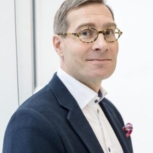 Kirjailija Tuomas Heikkilä